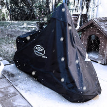Load image into Gallery viewer, Snow , Cold and weather is no match for the heavy duty fully enclosed TES Cover , Shown here Harley Davidson Dyna Street Bob Using an XL TES Cover U106M1B